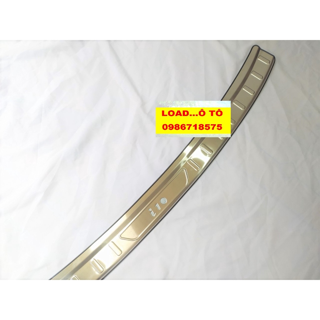 Ốp Bậc cốp Sau Xe Huyndai Grand I10 2014-2020 Bản Hatback