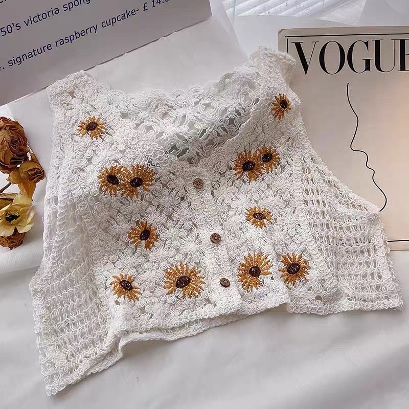 Croptop thêu hoa hướng dương