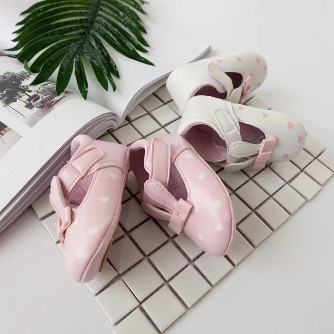 Giày tập đi bằng da PU gắn nơ thời trang cho trẻ sơ sinh