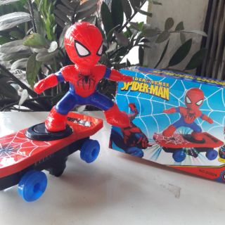 Đồ chơi siêu nhân lướt ván