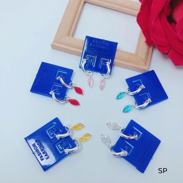 BÔNG TAI KHOEN TRÒN KÈM MẶT ĐÁ CHO BÉ GÁI - BÔNG TAI BẠC TRẺ CON