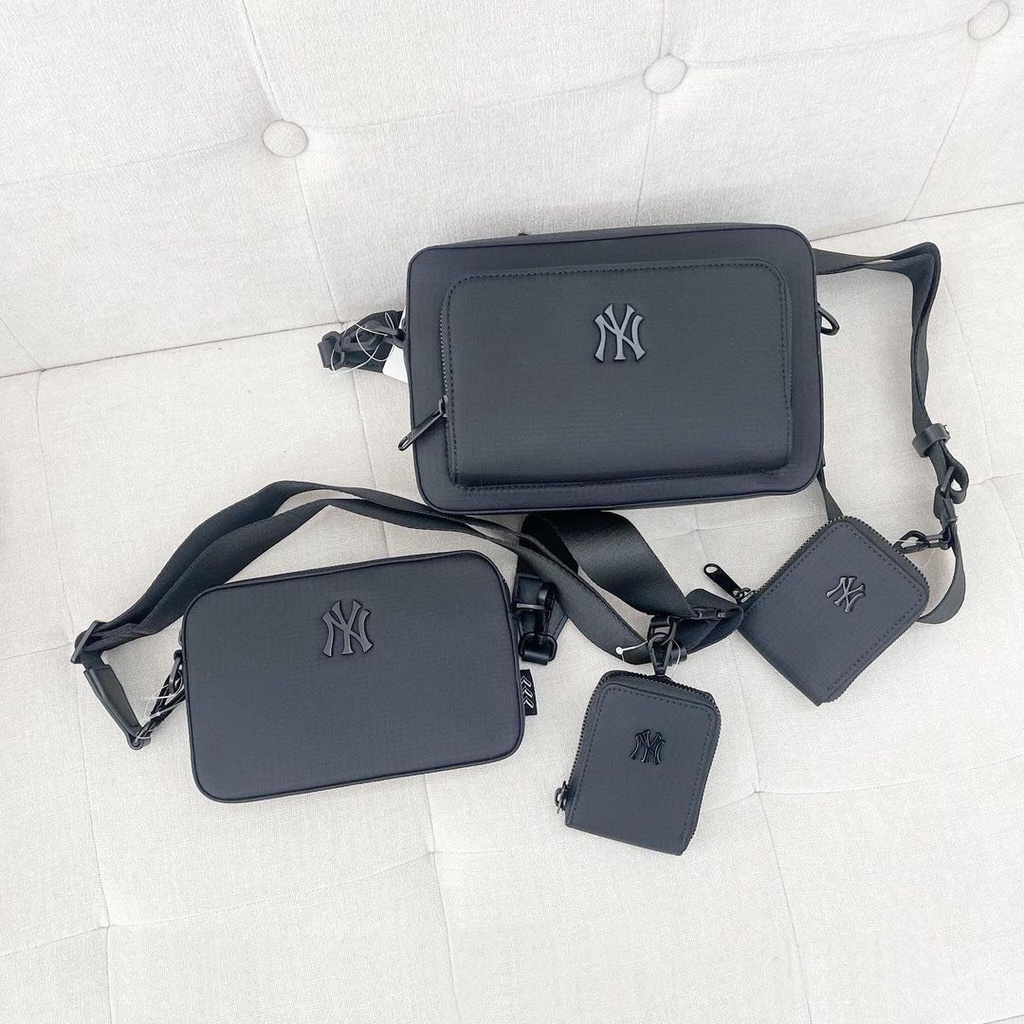 Túi đeo chéo size 23x15cm mẫu mới của M//L//B 3 màu: đen, xanh, đỏ