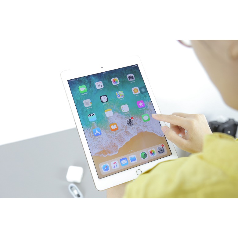 Máy tính bảng Apple IPad Air 2 4G + wifi 32/16Gb chính hãng. Hỗ trợ bảo hành toàn quốc