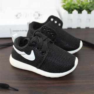 Combo 10 đôi giày thể thao cho bé trai bé gái