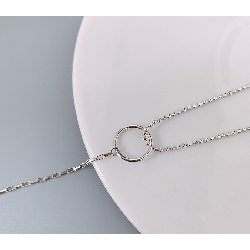 Vòng tay lắc tay nữ nút thắt bất đối xứng lạ mắt - Mee Store