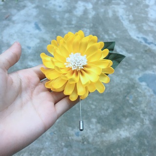 Hoa Cúc Cài Áo ( Hình thật shop chụp)
