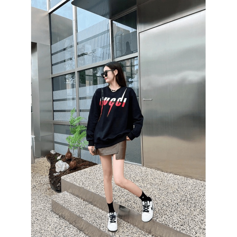 (HCM) ÁO NỈ CỔ TRÒN - FORM RỘNG - LOGGO THƯƠNG HIỆU , SIÊU XỊN - HOTTREND PHONG CÁCH HÀN QUỐC CHO CÁC CHỊ EM JANGMY