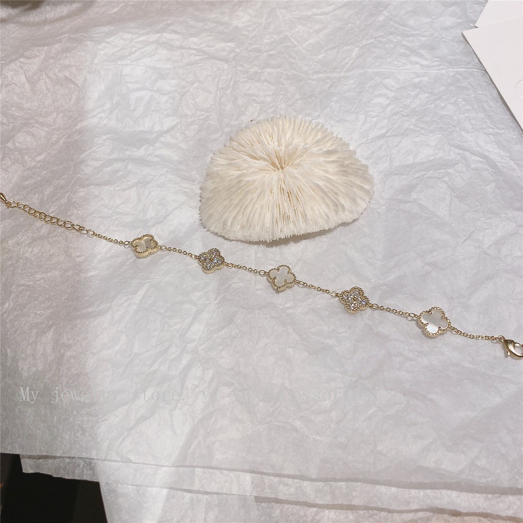 Vòng tay zircon cỏ bốn lá thời trang