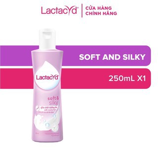 Dung Dịch Vệ Sinh Phụ Nữ Lactacyd Soft & Silky ( 150ml - 250ml)
