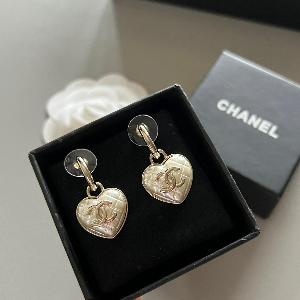 Liên Minh Họa Tiết Chữ C Thời Trang Mới Chất Liệu Thời Trang Xu Hướng Mới Và Thanh Lịch