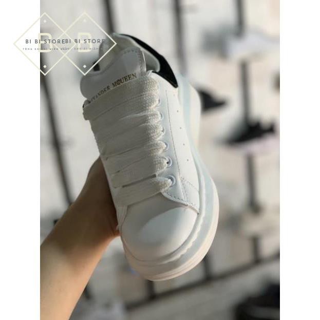Giày đôi Sneaker Nam Nu màu trắng(video + ảnh thật) | BigBuy360 - bigbuy360.vn