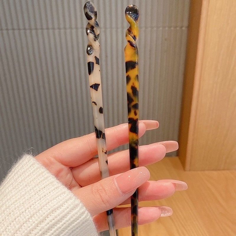 Trâm cài búi tóc acetate phong cách đơn giản dành cho nữ