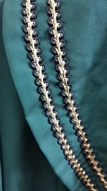 Váy maxi cổ thêu