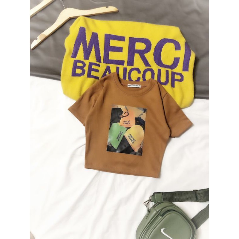 Áo Croptop in hình  nón