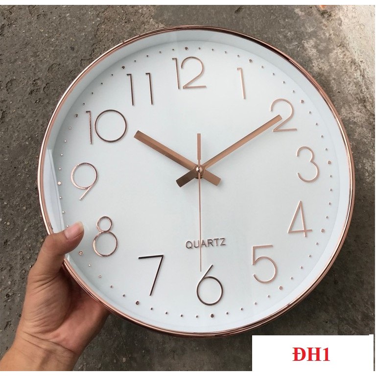 Đồng hồ treo tường quartz cao cấp kim trôi. Bh 12 tháng