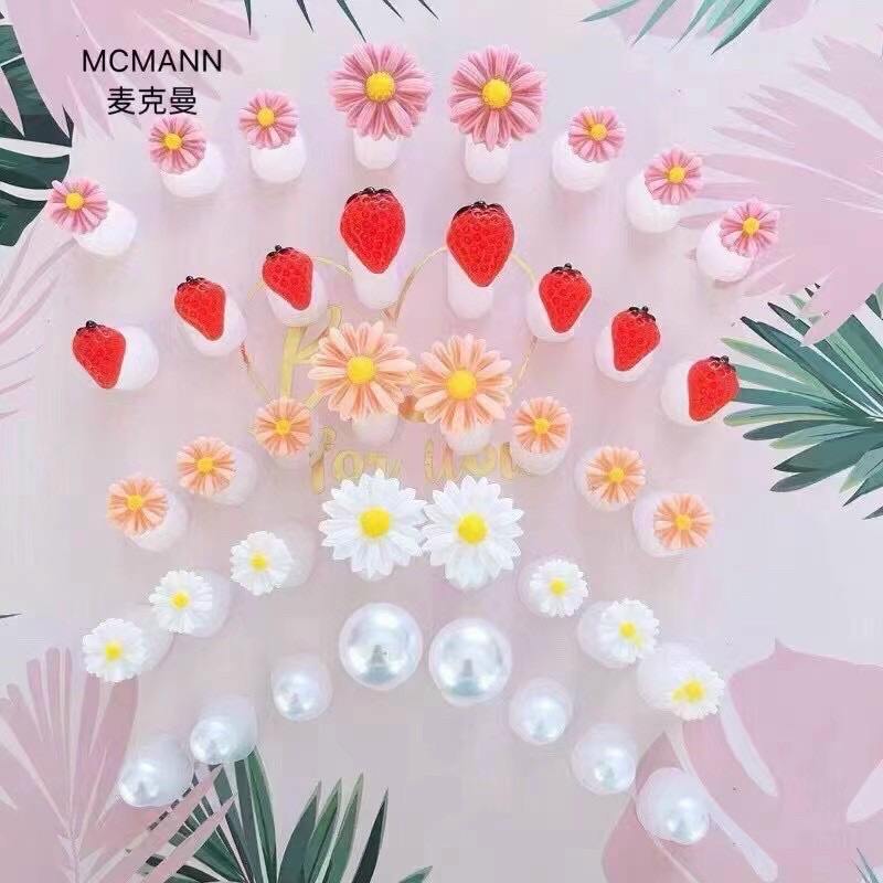 Kẹp tách ngón chân khi làm móng nail mẫu siêu dễ thương