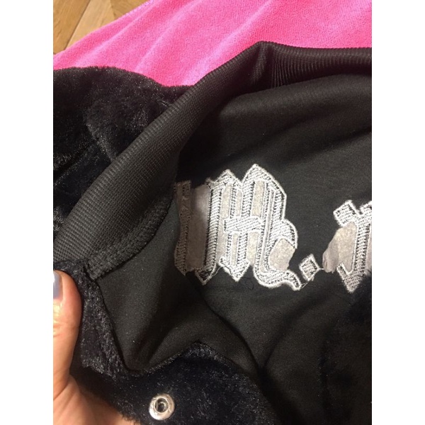 Áo Bomber nhung chữ MB cực chất