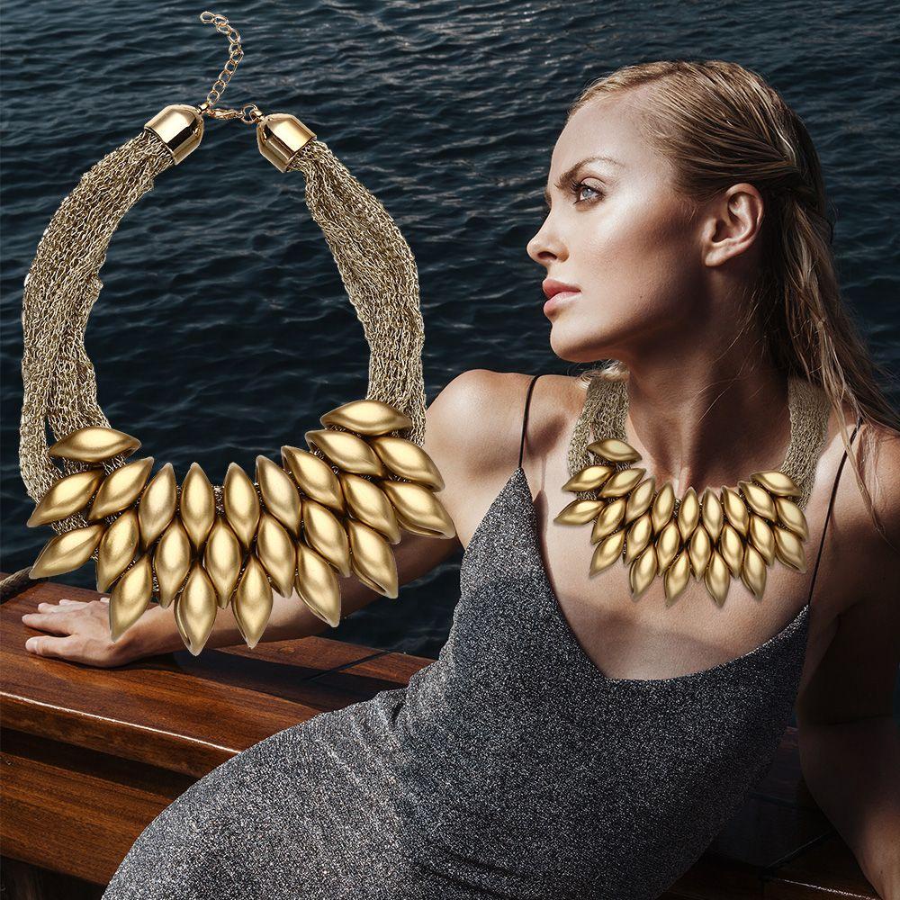 Vòng cổ Choker Nhiều Lớp Tua Rua