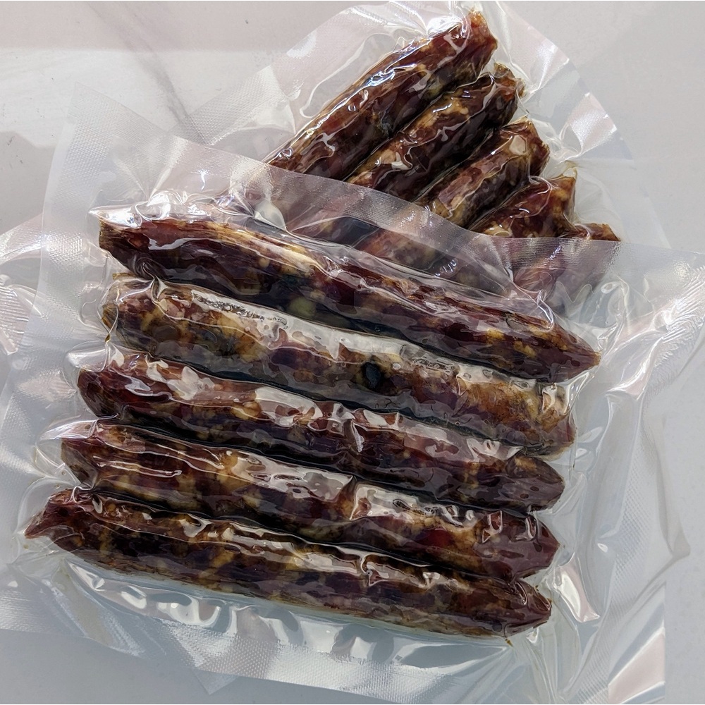 Lạp xưởng bò Châu Giang gói 500 gram HSD 12 tháng