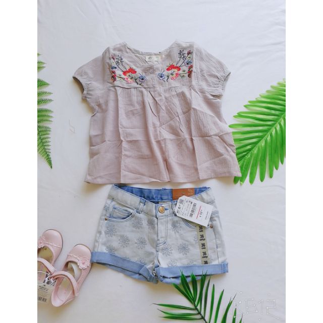 Áo babydoll thêu ghi bé gái