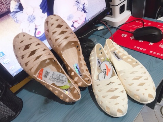 Giầy Nhựa quảng châu | BigBuy360 - bigbuy360.vn