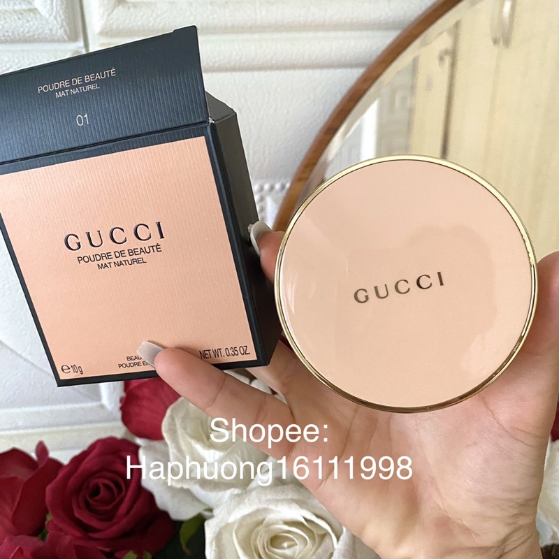 Phấn nén Gucci Poudre De Beaute Mat Natured tone 00,01