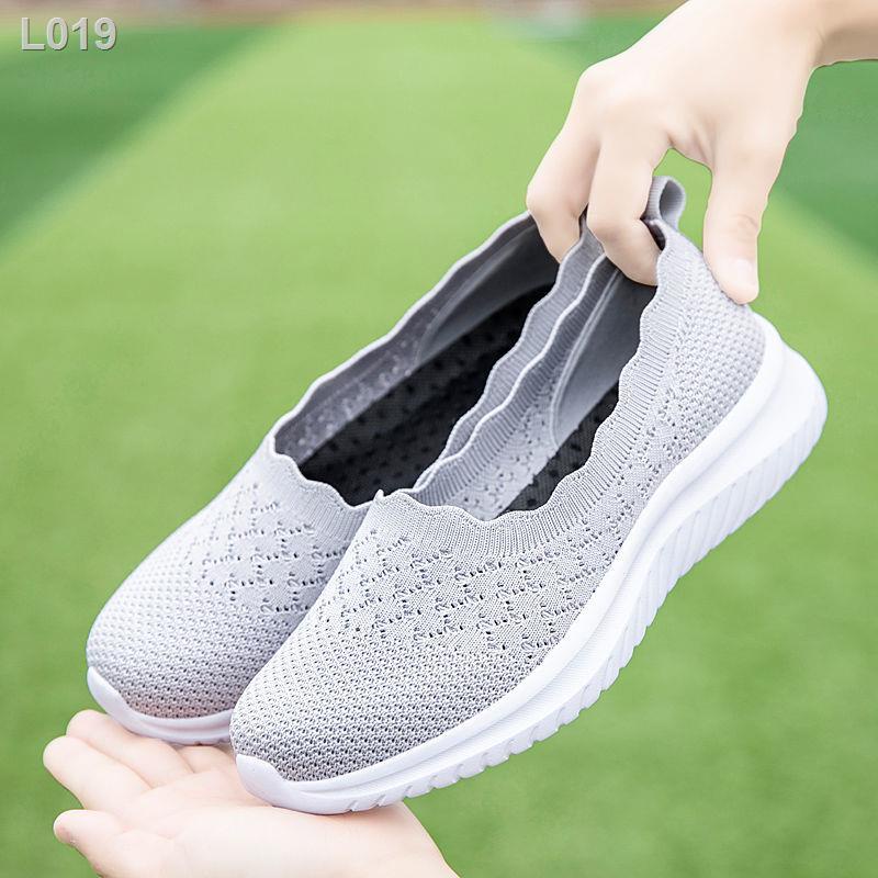 Giày đi bộ cho người trung niên và cao tuổi đế mềm chống trượt lưới vải Bắc Kinh cũ thoáng khí