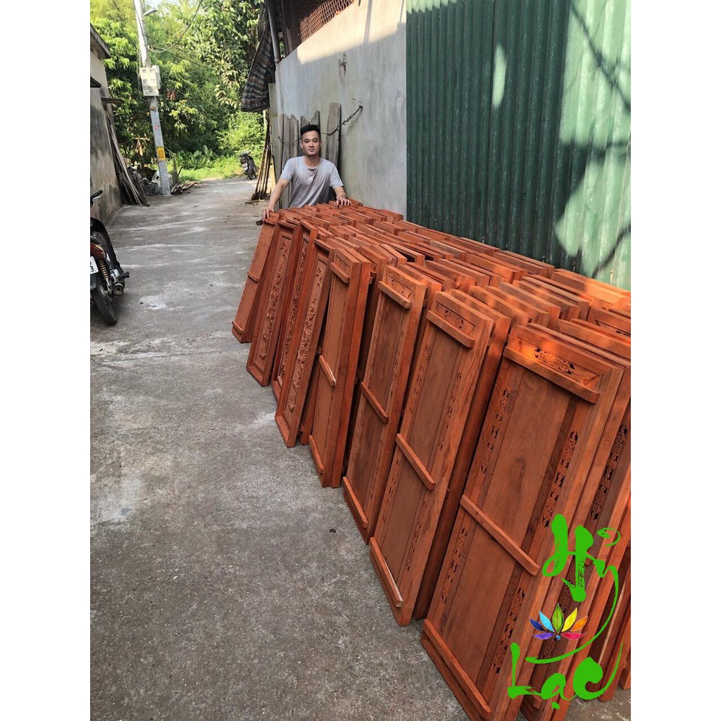Đồng Hồ Treo Tường Chữ Nhẫn Gỗ Hương Cao Cấp Kích Thước 41x81x3cm Giá Tại Xưởng