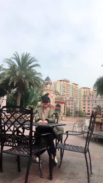 Áo phao dáng dài mũ lông siêu ấm | BigBuy360 - bigbuy360.vn