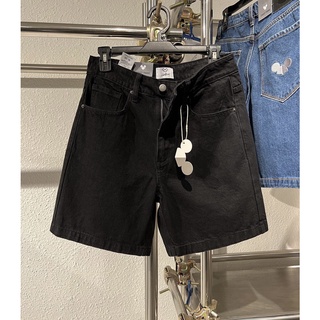 Quần short jean đen chuottrang logo ống rộng