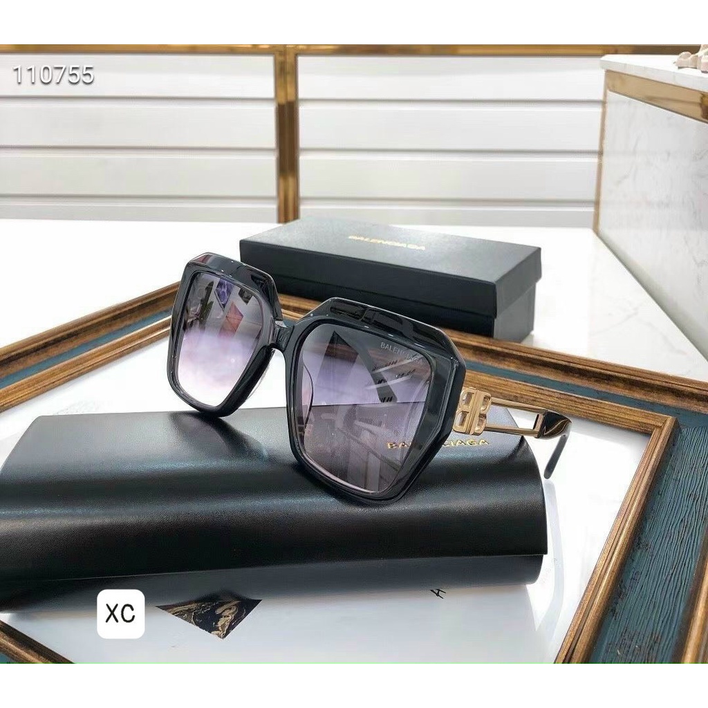 Kính mắt nữ Balenciaga cao cấp, sang trọng