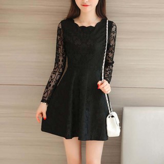 Đầm ren tay dài cổ lọ