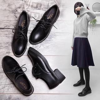 giày nữ hót hòn họt luôn ạ