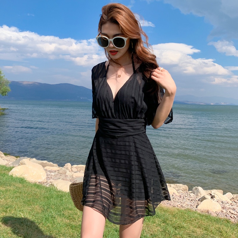 Bikini bigsize, bộ đồ bơi liền váy kín đáo