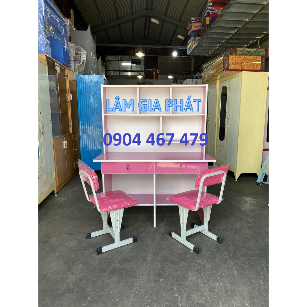 Bàn học sinh liền kệ đôi + 2 ghế chân sắt 1m2 siêu đẹp