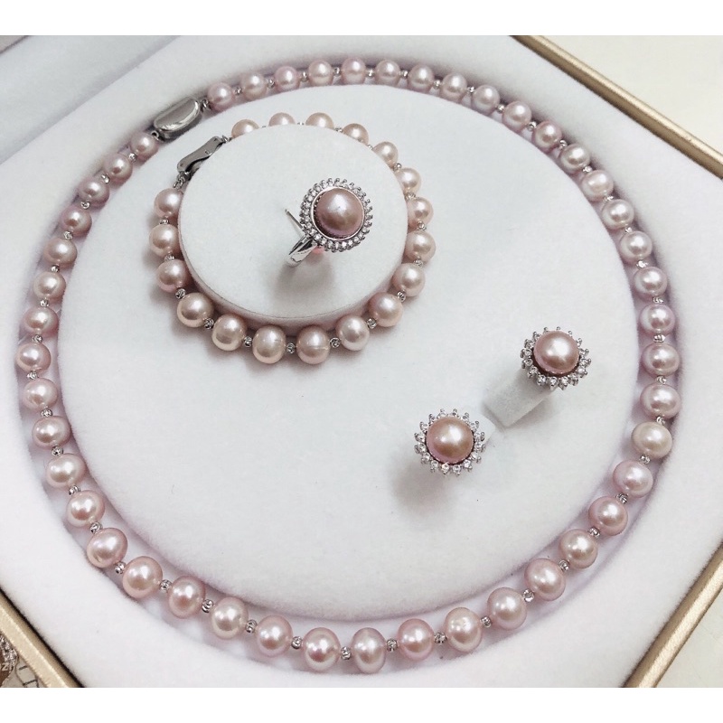 Bộ trang sức màu hồng phấn 4 món như hình