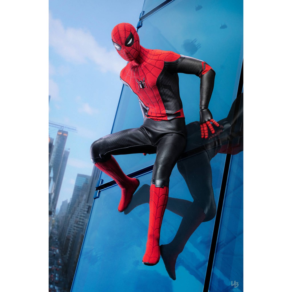Mô hình Hot Toys Spider-Man (Upgraded Suit) 1/6 | Shopee Việt Nam