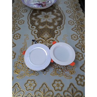 Đèn Rọi, Đèn Âm Trần