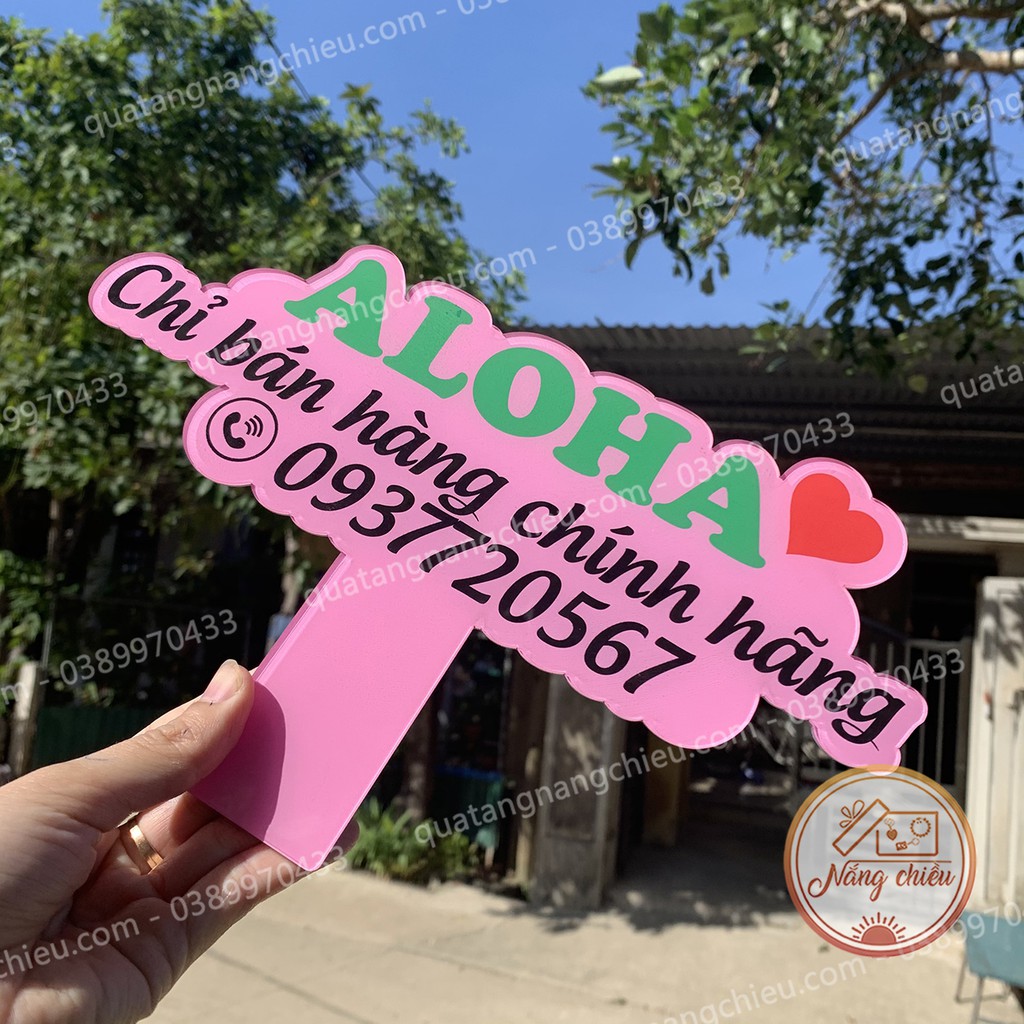 Hastag cầm tay đạo cụ chụp hình sản phẩm_ bảng hiệu xinh giá rẻ