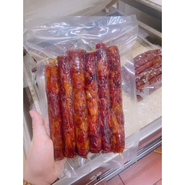 [Hà Nội] Đặc sản Tây Bắc - Lạp xưởng xông khói gói 500g | BigBuy360 - bigbuy360.vn