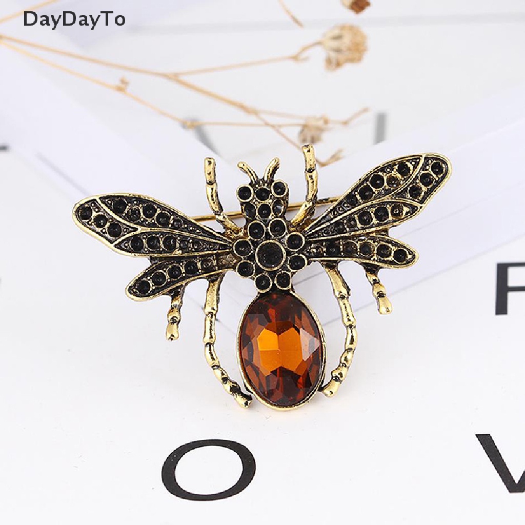 DayDayTo Retro Diamond Dragonfly Brooch For Women Men Party Clothes Brooch Pin Gifts .