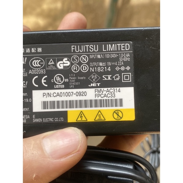 Sạc laptop Fujitsu 19V 4.22A chính hãng