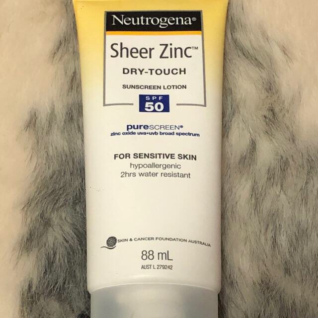 Kem chống nắng Neutrogena