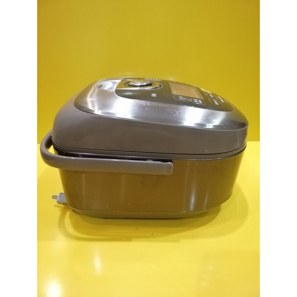 Nồi cơm nội địa Nhật cao tần (IH) Panasonic SR-K1000 (1.0L) (131126L0565)