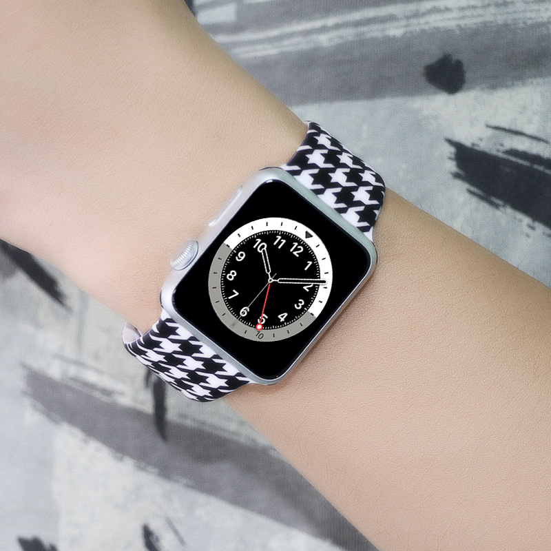 For Apple Watch 6/SE/5/4/3/2/1Sport silicone strap black and white printed pattern strap for iwatch 38mm 42mm 40mm 44mm