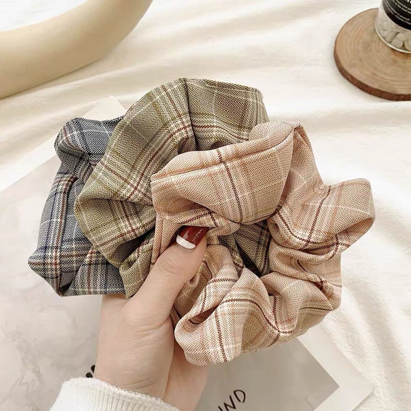 Cột tóc vải Scrunchies caro đáng yêu dễ thương vintage