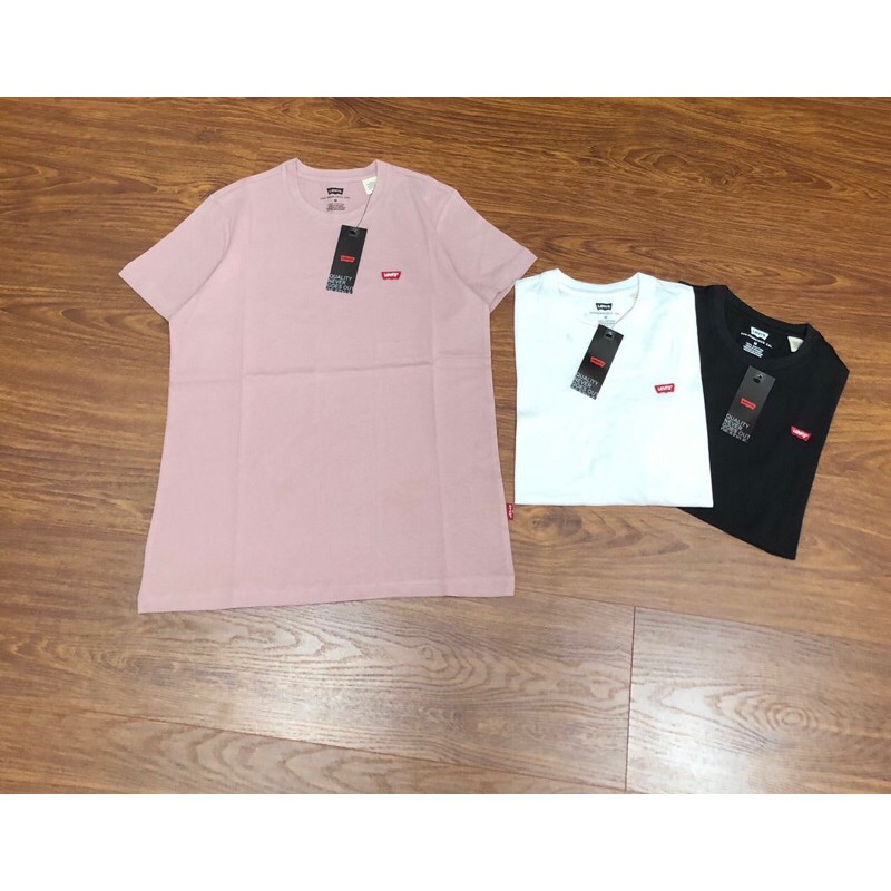Áo thun thêu logo levis