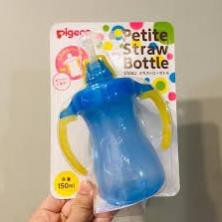 Bình tập uống Pigeon 150ml xanh CHÍNH HÃNG Sản phẩm cửa Nhật Bản đạt tiêu chuẩn chất lượng Châu Âu.