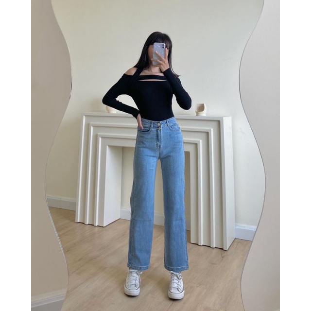 Áo Vạt Lệch Cut-Out
