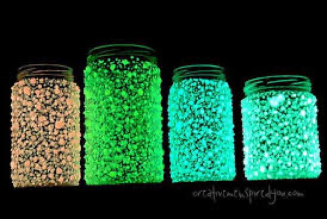 Sơn Dạ quang hủ 60gr - Sơn Dạ quang phát sáng trong tối khi được hấp thụ Ánh sáng : Dạ quang xanh lá/xanh dương/hồng/tím
